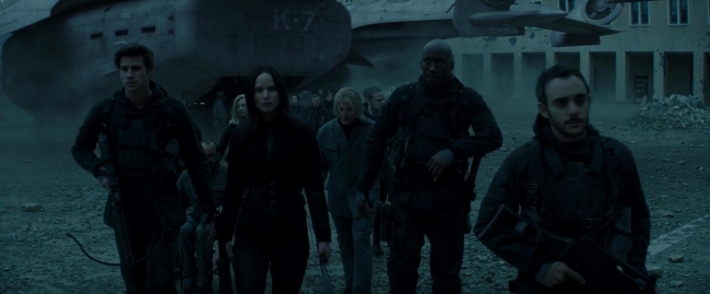 Mockingjay2_0401.jpg