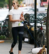 jennifer-lawrence-out-in-nyc-picturepub-16.jpg